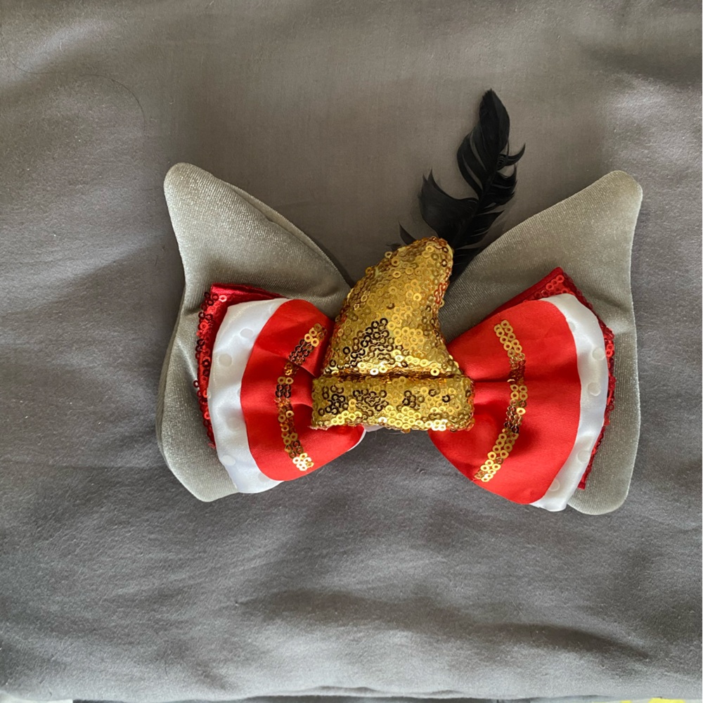 Dumbo hair clip